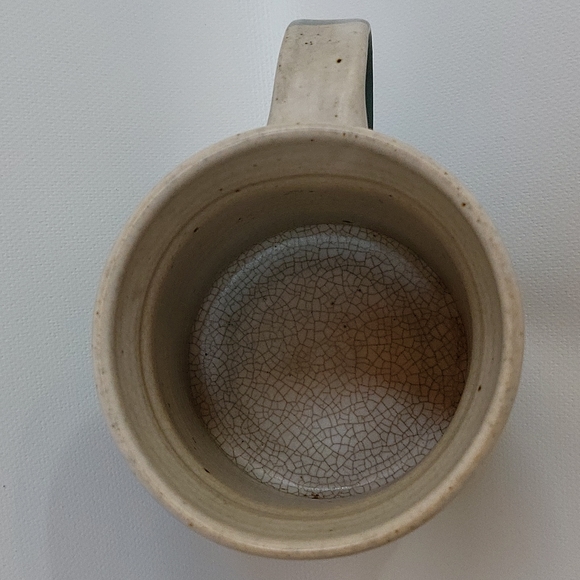 Two Toned Ceramic Coffee Mug With Raised Pig Design - Picture 7 of 11